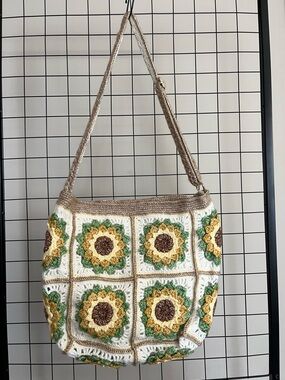 Handmade Crochet Sunflower Shoulder Bag — adjustable strap
